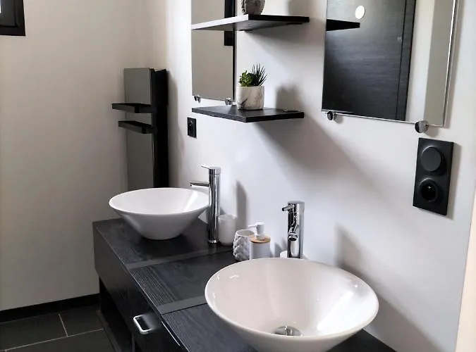 A Nou'deux Oda ve Kahvaltı 3*